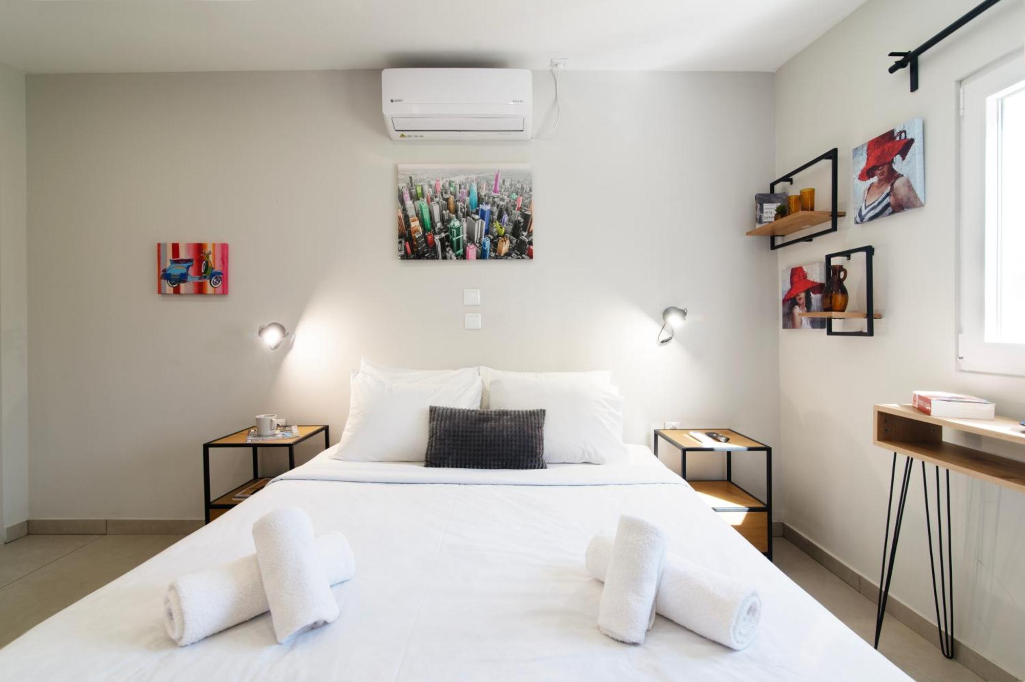 Chic Rooftop Studio W/ Terrace - Near Acropolis 아테네 외부 사진